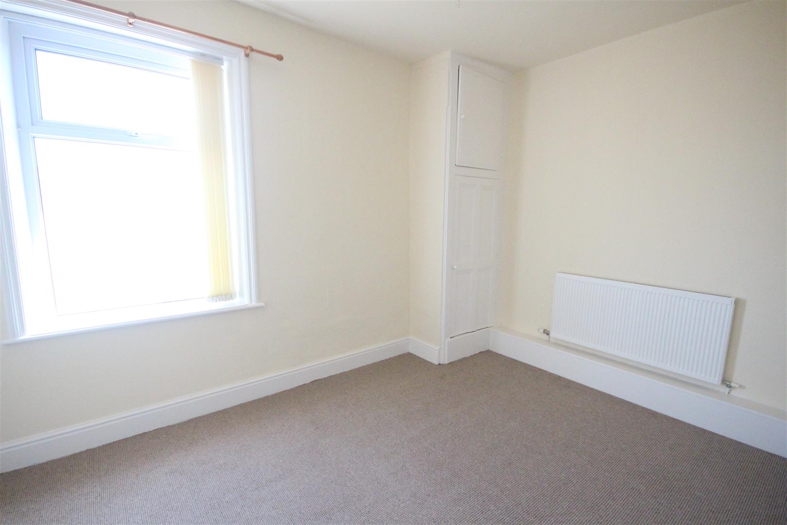2 bedroom terraced house To Let in Barnoldswick - IMG_7890.jpg